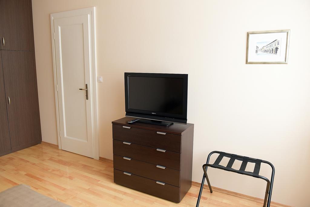 Apartman Cesaric Eszék Kültér fotó