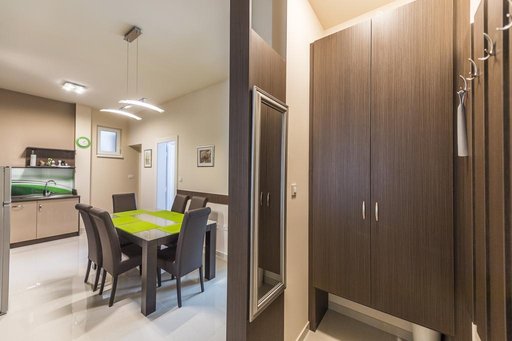 Apartman Cesaric Eszék Kültér fotó