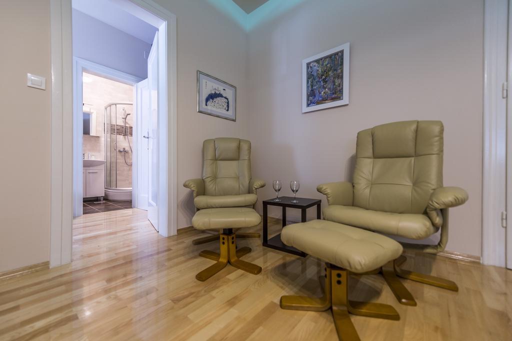 Apartman Cesaric Eszék Kültér fotó