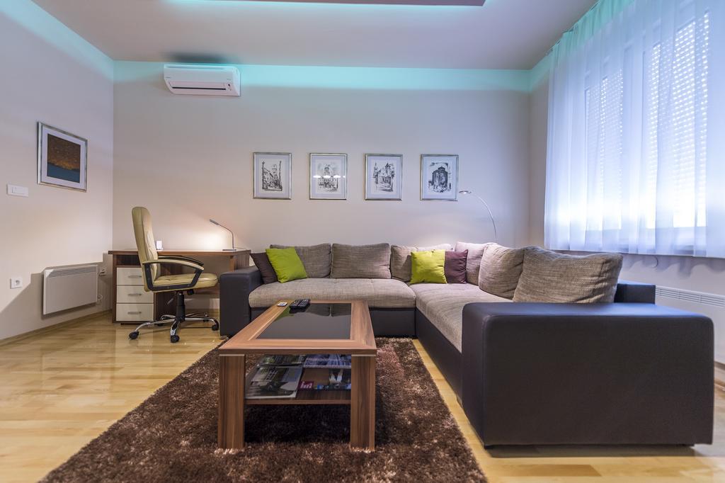 Apartman Cesaric Eszék Kültér fotó